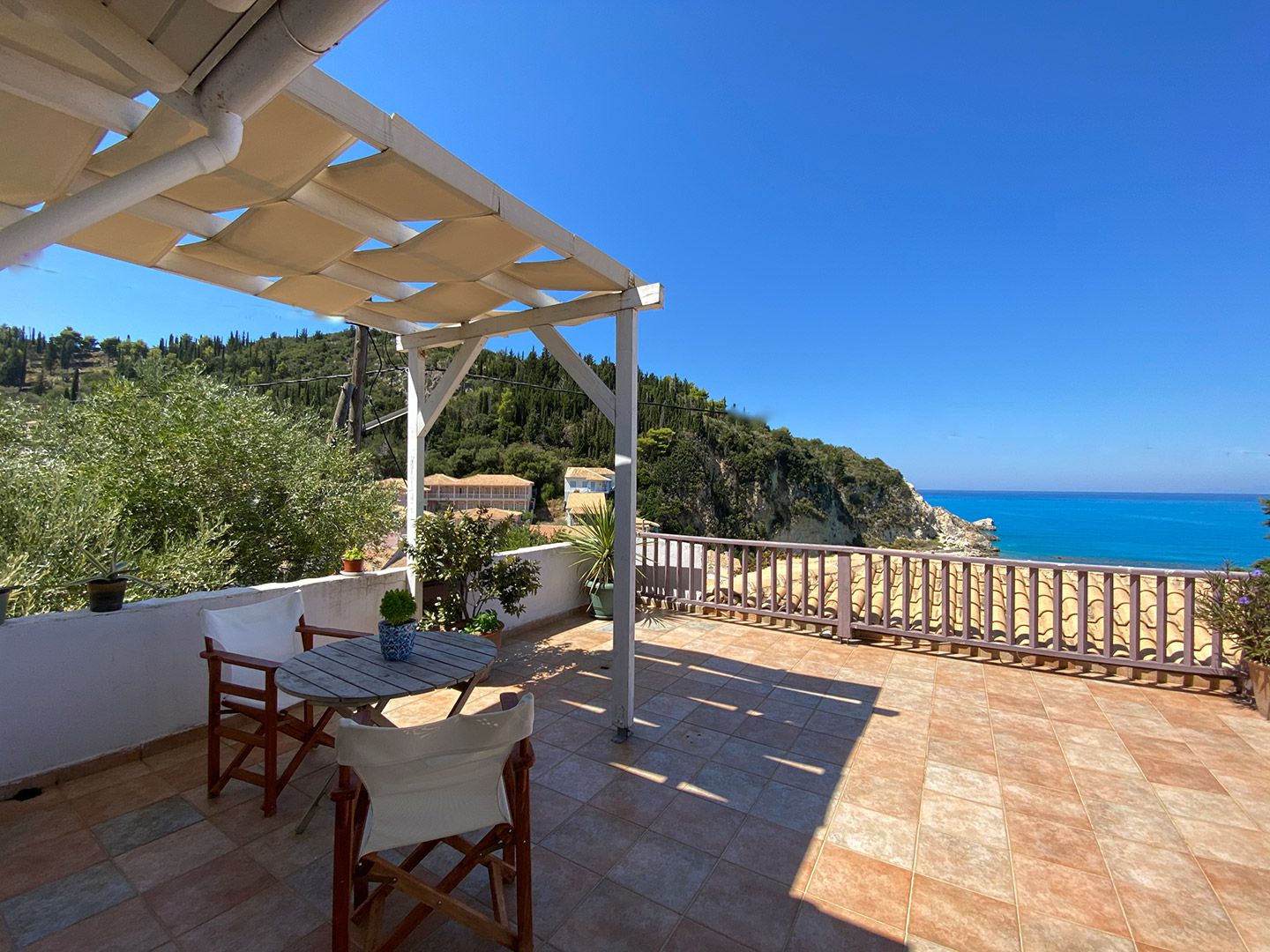 Deluxe family apartment with sea view - Agatha Hotel - Agios Nikitas ...