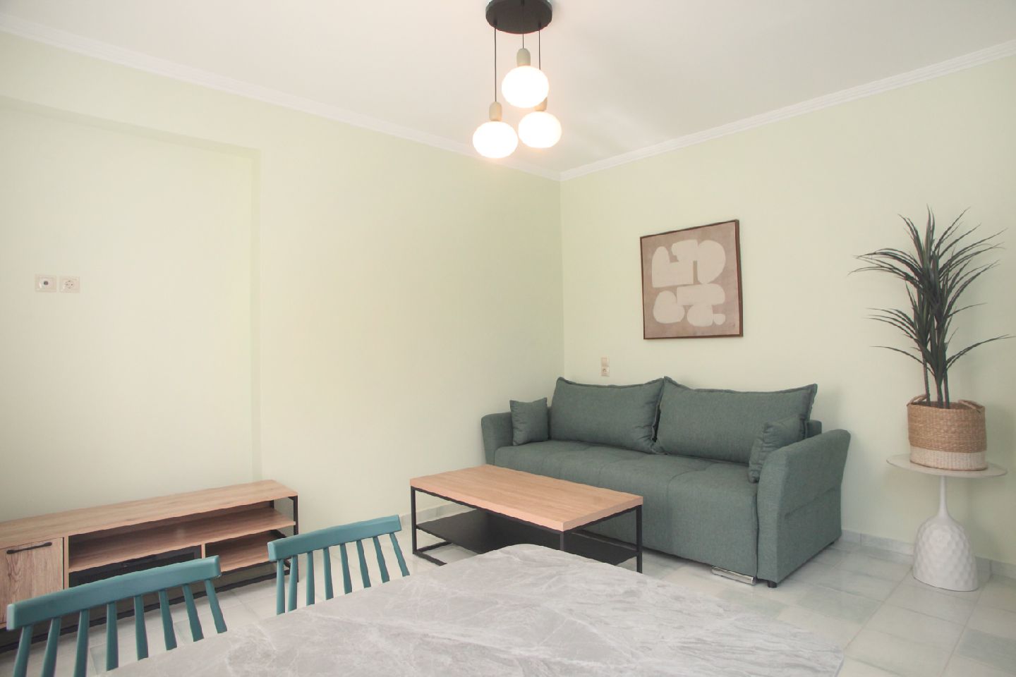 Apartment 4