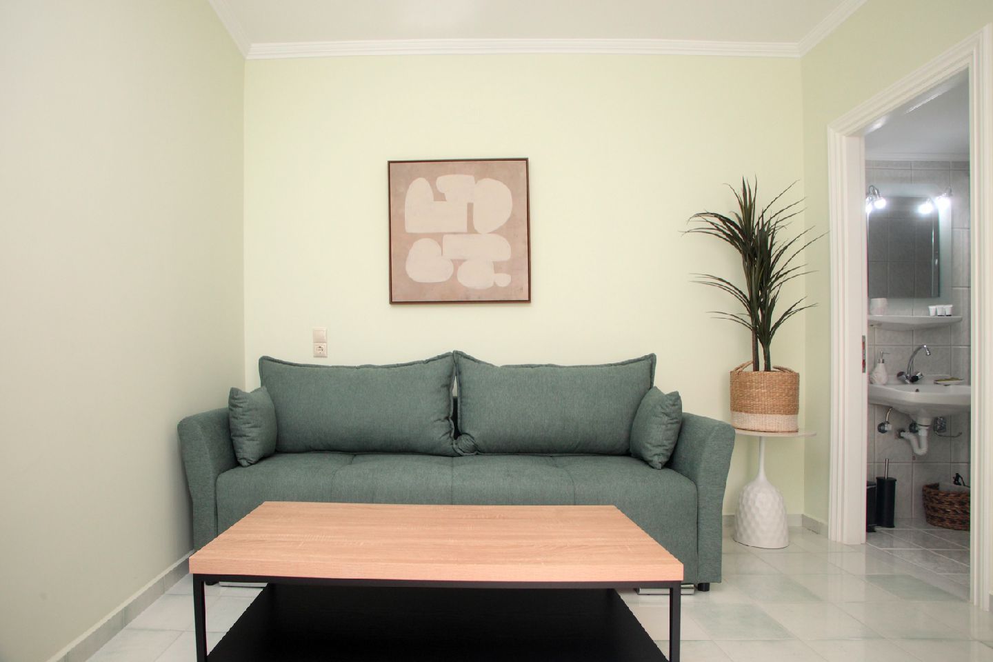 Apartment 4