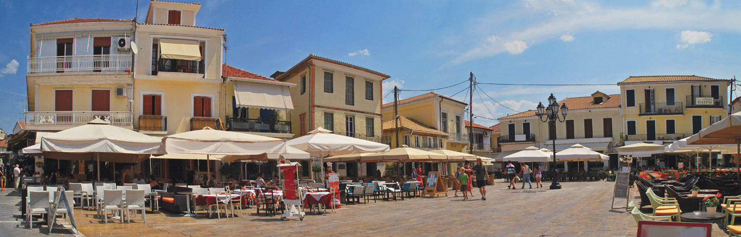 The Central Square of Lefkada | Lefkada city | Lefkada Slow Guide