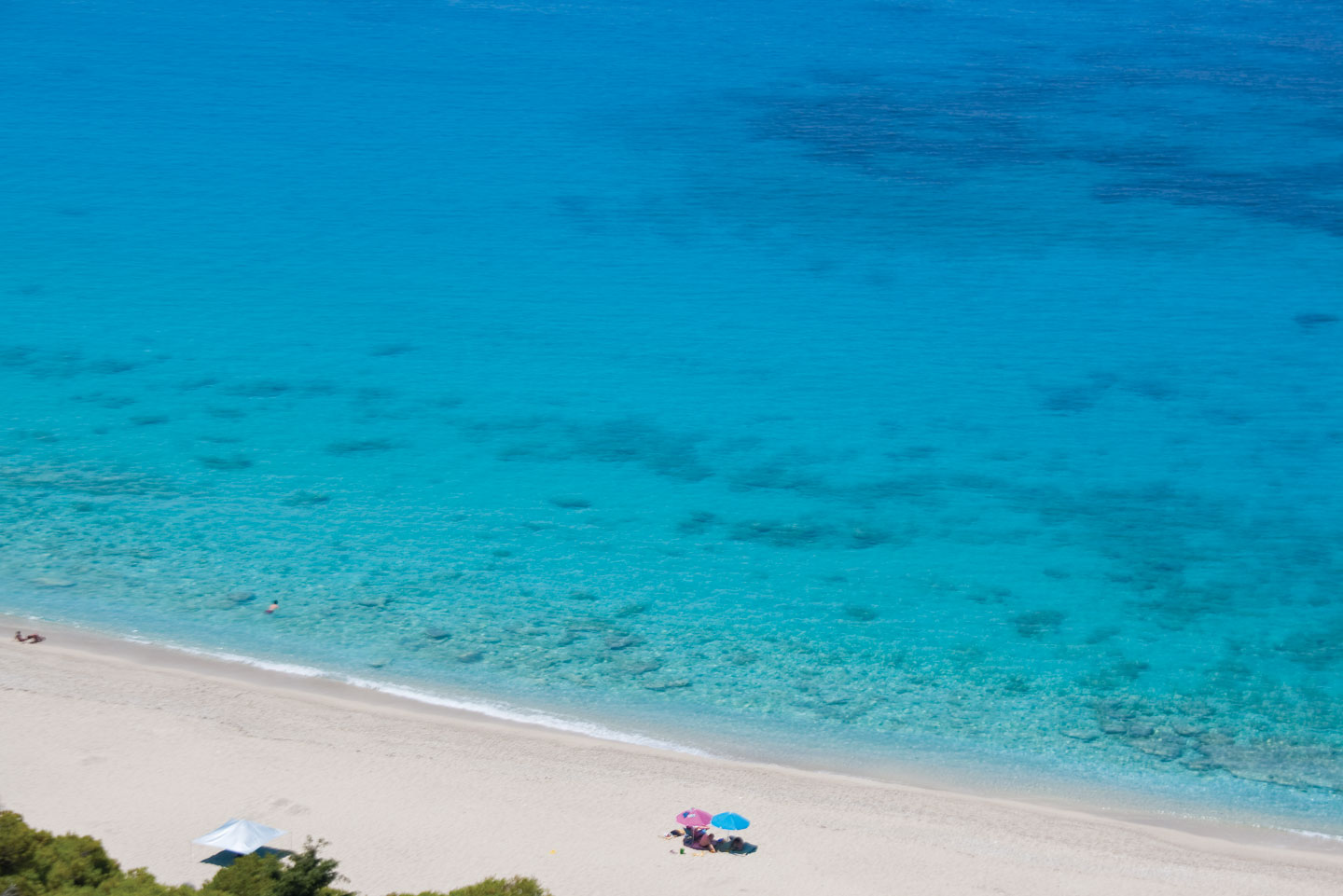 Pefkoulia beach in Lefkada | Best beaches in the Mediterranean
