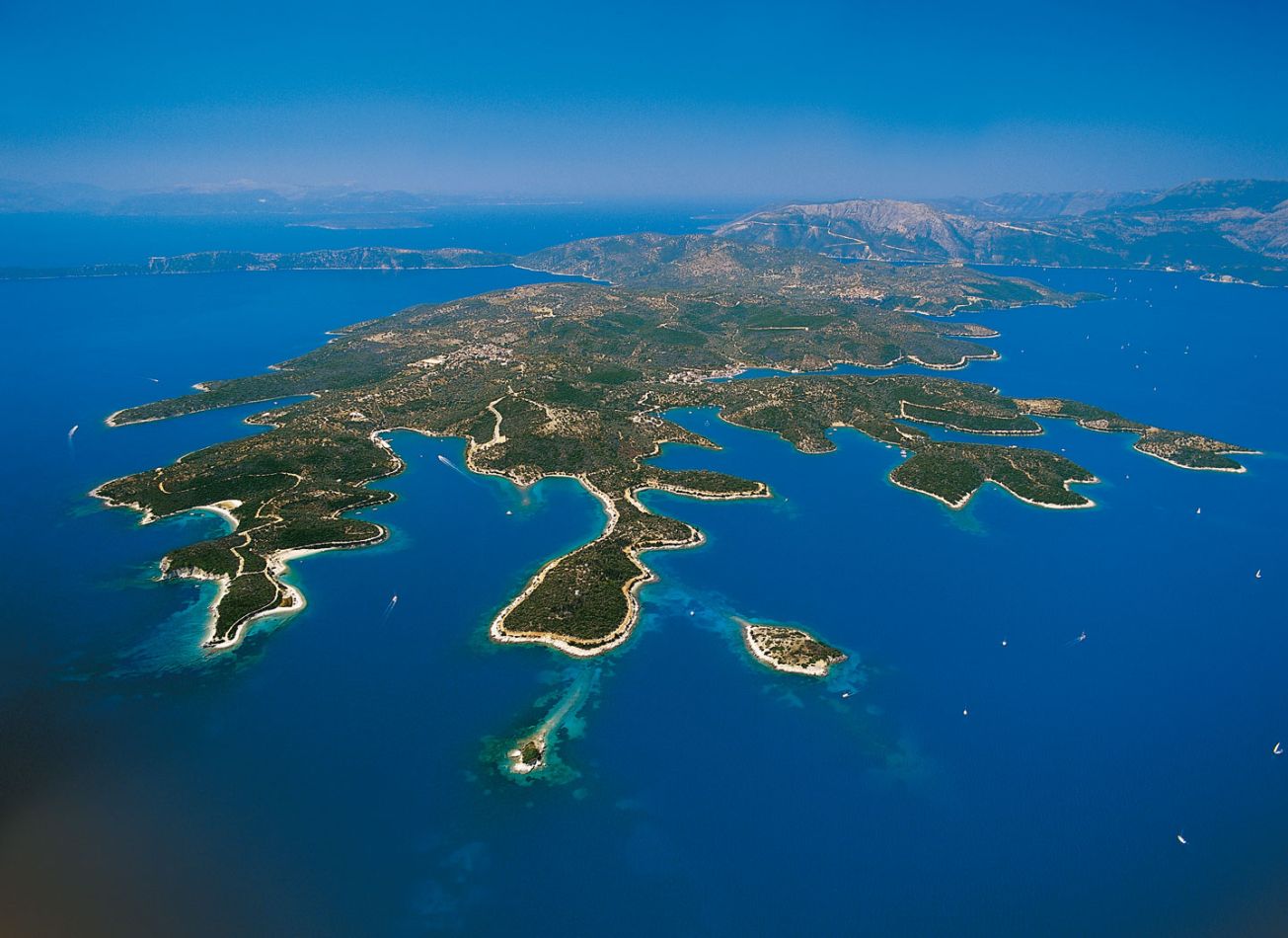 Meganissi: Seen from above | Lefkada Slow Guide